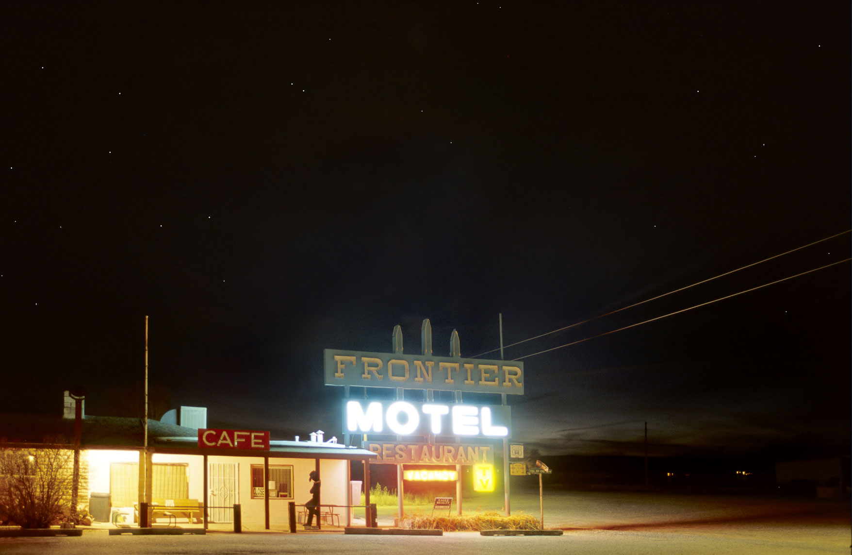 4frontiermotel.jpg