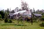 Altes Flugzeug als Haus bei Chaiten